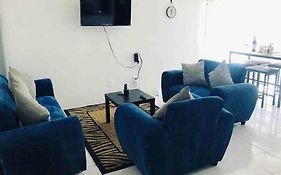 Lindo Departamento Centrico Con Estacionamiento